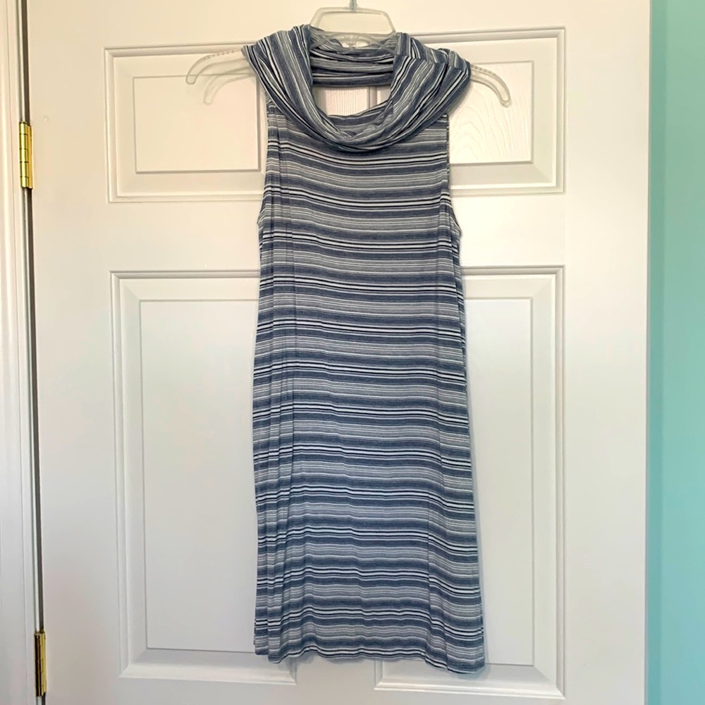 Socialite dress Excellent condition cowl neck swing dress